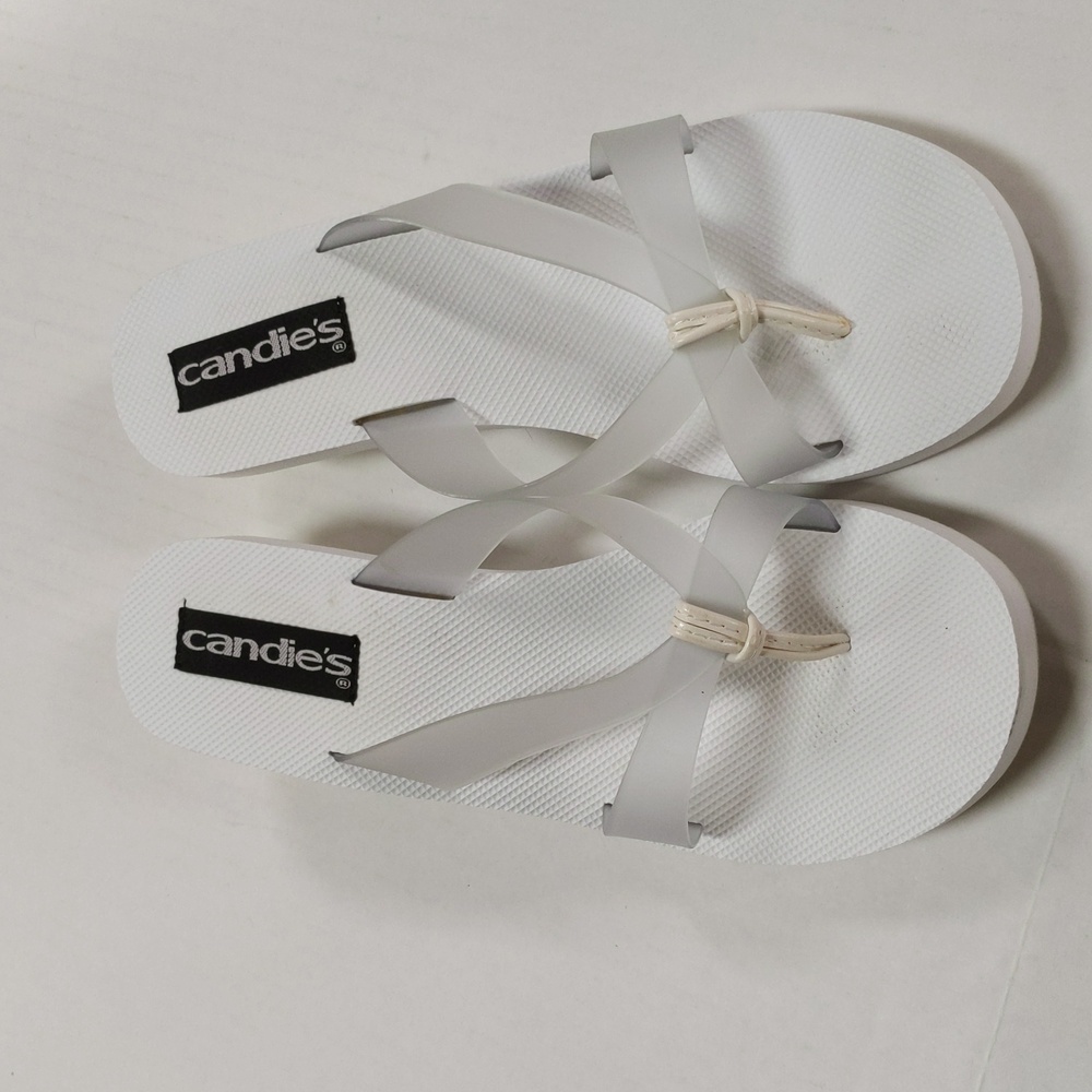 Candie's, white jelly like kitten heels. Sz 10 - Picture 2 of 7
